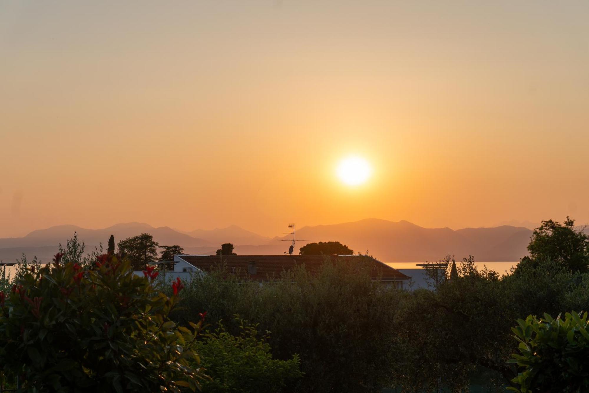 Ausblick Gardasee - Mit Seeblick, Infinity Pool, Garten Und Garage