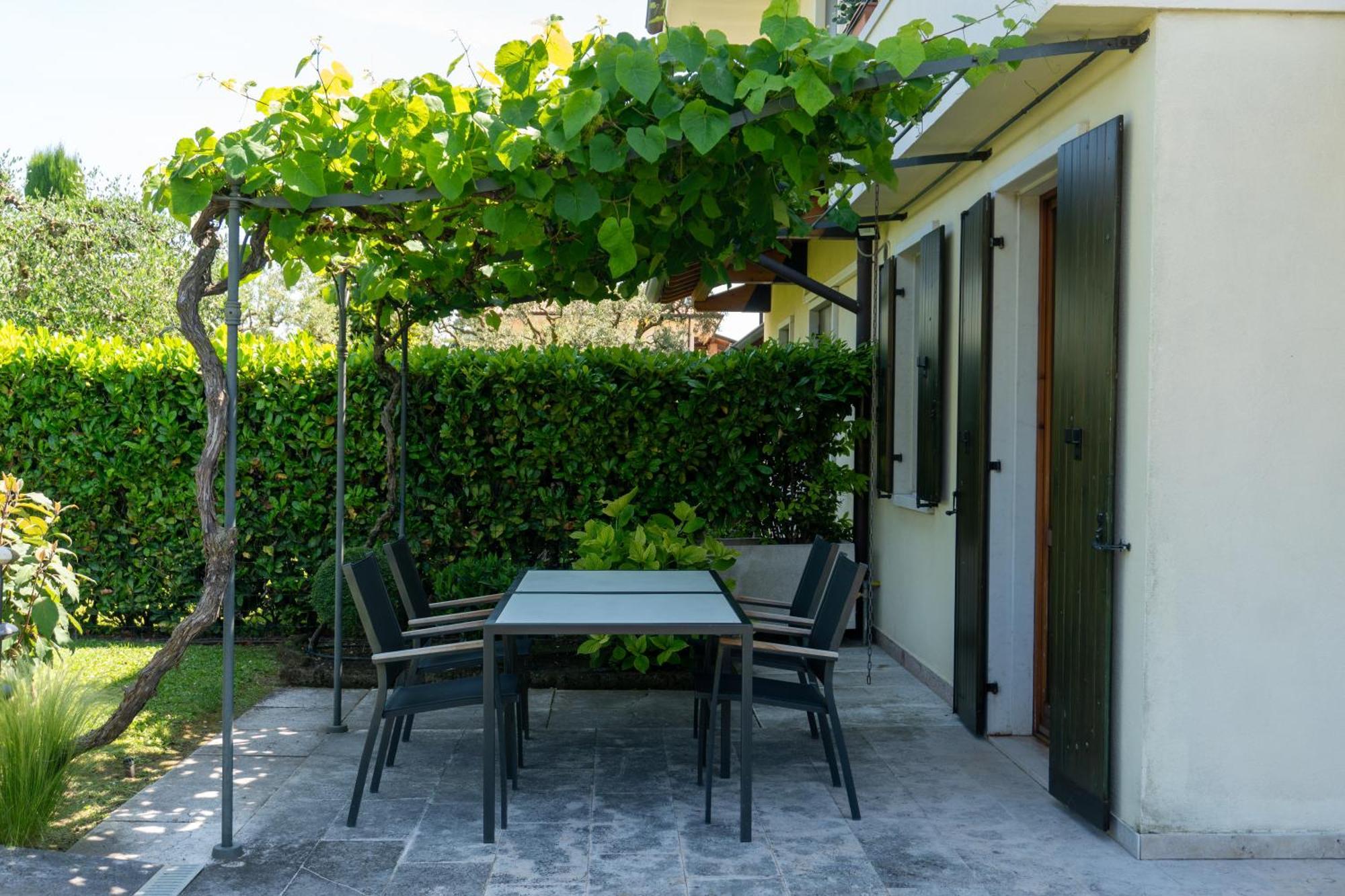 Ausblick Gardasee - Mit Seeblick, Infinity Pool, Garten Und Garage